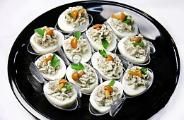 Фаршированные яйца от Мамы Лиды «Домашние традиции» 10 шт