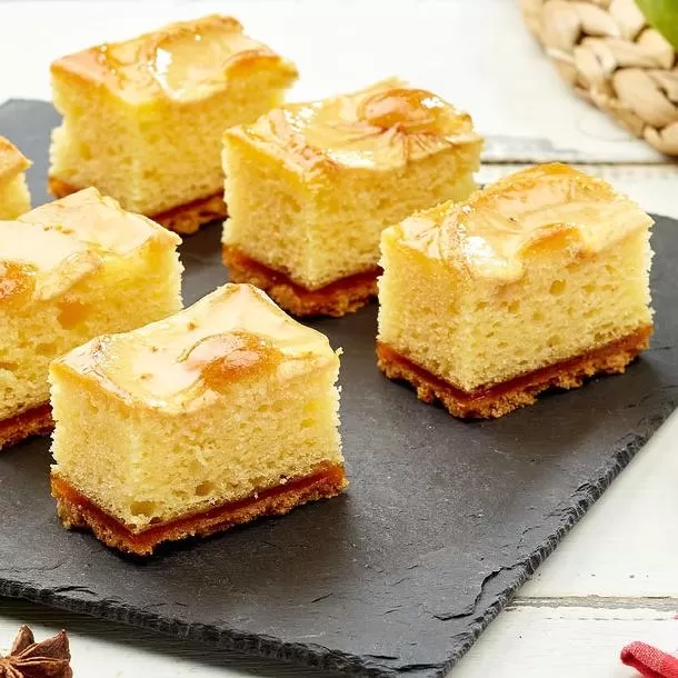 Птифур "Шарлотка с яблоком"10шт